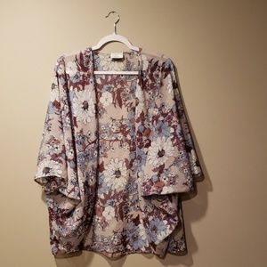 David and Young Floral Kimono